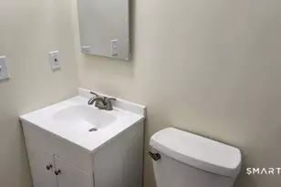 115 Short Beach Rd, Stratford, CT 06615 - Photo 15