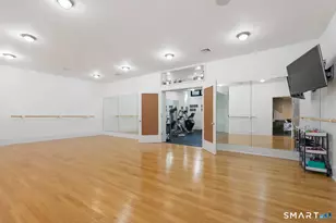 30 Meadowcroft Ln, Greenwich, CT 06830 - Photo 37