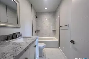 429 Round Hill Rd, Fairfield, CT 06824 - Photo 19