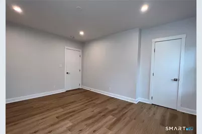 429 Round Hill Road, Fairfield, CT 06824 - Photo 17