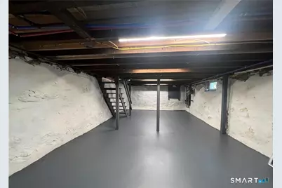 429 Round Hill Road, Fairfield, CT 06824 - Photo 21