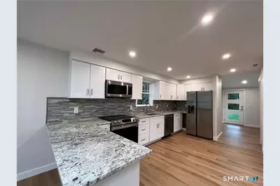 429 Round Hill Road, Fairfield, CT 06824 - Photo 7