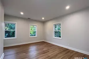 429 Round Hill Rd, Fairfield, CT 06824 - Photo 13