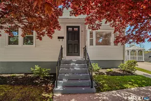 14 Hyde St, Stonington, CT 06379 - Photo 1