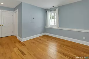 19 A Robin Hood Ln, Darien, CT 06820 - Photo 13