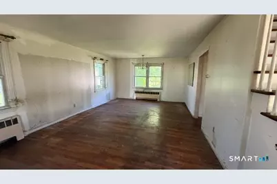 131 Bryden Terrace, Hamden, CT 06517 - Photo 5