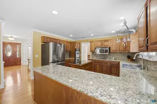 27 Lumanor Dr, Stamford, CT 06903 - Photo 13