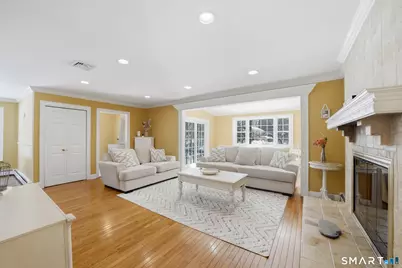 27 Lumanor Drive, Stamford, CT 06903 - Photo 5