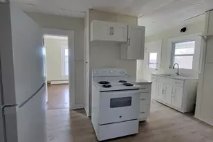 260 Summit St, Windham, CT 06226 - Photo 1