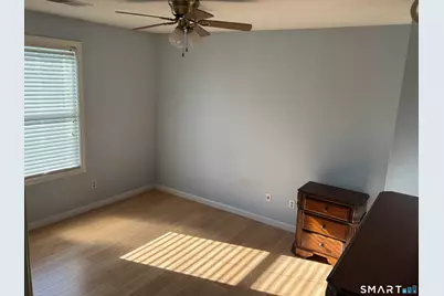 7 Bay Path Way #7, Branford, CT 06405 - Photo 9