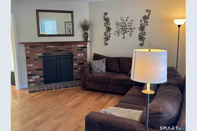 7 Bay Path Way #7, Branford, CT 06405 - Photo 5