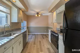 8 Derby Ct, Brookfield, CT 06804 - Photo 9