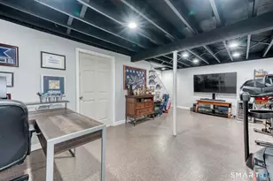 29 Skyline Dr, Plainville, CT 06062 - Photo 37