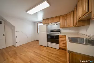 Meadow St, East Haven, CT 06512 - Photo 5