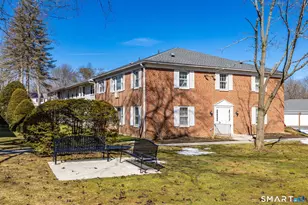 117 Shadow Ln, West Hartford, CT 06110 - Photo 23