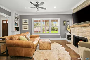 14 Winslow Ln, Westport, CT 06880 - Photo 9