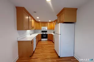 379 S Pine Creek Rd, Fairfield, CT 06824 - Photo 7