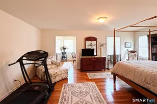 379 S Pine Creek Rd, Fairfield, CT 06824 - Photo 9