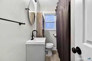 24 Polk Ave, Waterbury, CT 06708 - Photo 19