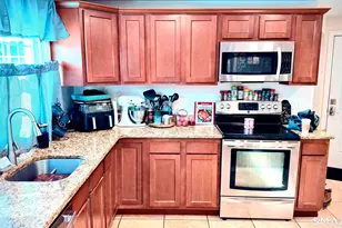 10 Rockwell St, Norwich, CT 06360 - Photo 13