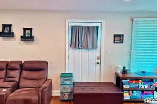 10 Rockwell St, Norwich, CT 06360 - Photo 5