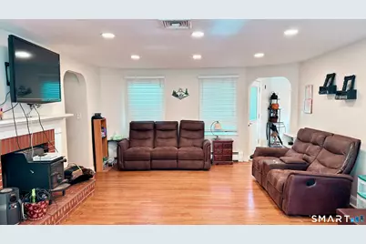 10 Rockwell Street, Norwich, CT 06360 - Photo 5