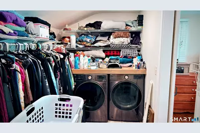 10 Rockwell Street, Norwich, CT 06360 - Photo 9