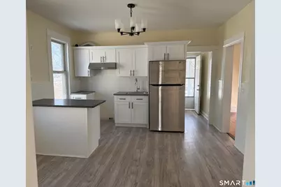 109 Elizabeth Street, Bridgeport, CT 06610 - Photo 5