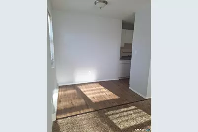 217 Hollister Avenue #b8, Bridgeport, CT 06607 - Photo 3