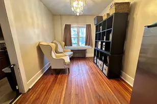 27 Ives St, Waterbury, CT 06704 - Photo 5