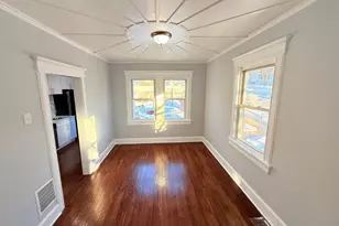 206 Remington St, Bridgeport, CT 06610 - Photo 3