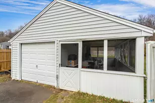 129 Cynthia Dr, West Haven, CT 06516 - Photo 23