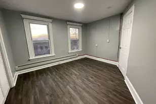 158 Chapel St, Milford, CT 06460 - Photo 3