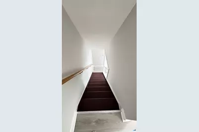 26 Rock Creek Road, New Haven, CT 06515 - Photo 7