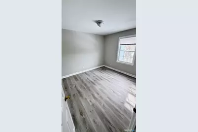 26 Rock Creek Road, New Haven, CT 06515 - Photo 9