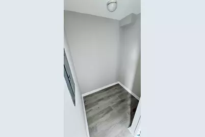 26 Rock Creek Road, New Haven, CT 06515 - Photo 5