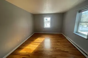 24 Merrill St, Hartford, CT 06106 - Photo 9