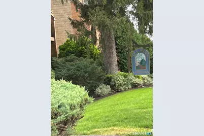 38 North Main Street #APT 32, West Hartford, CT 06107 - Photo 1