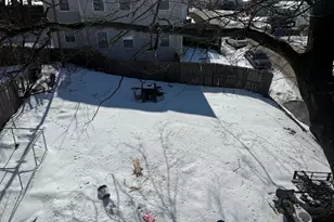 64 Wood St, Waterbury, CT 06704 - Photo 13