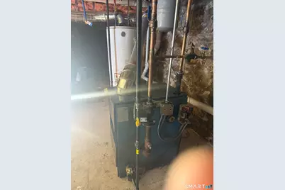 64 Wood Street, Waterbury, CT 06704 - Photo 17