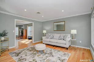 10 Sweetbriar Ln, Newtown, CT 06482 - Photo 7