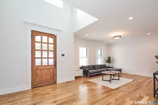 70 Meadow Ridge Rd, Fairfield, CT 06890 - Photo 3