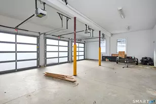 70 Meadow Ridge Rd, Fairfield, CT 06890 - Photo 33