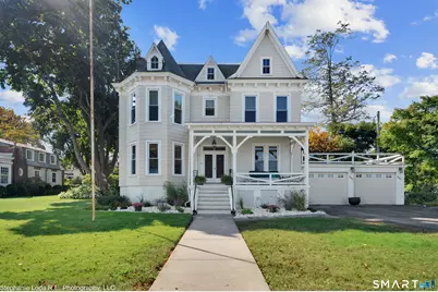 597 Pequot Avenue, New London, CT 06320 - Photo 1