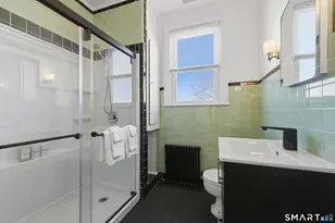 597 Pequot Ave, New London, CT 06320 - Photo 23