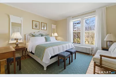 597 Pequot Avenue, New London, CT 06320 - Photo 17