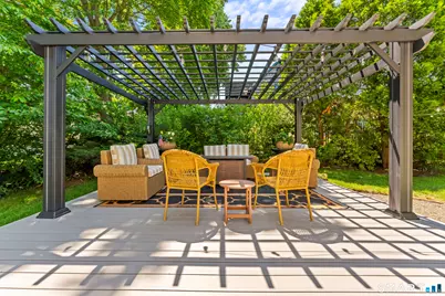 597 Pequot Avenue, New London, CT 06320 - Photo 33