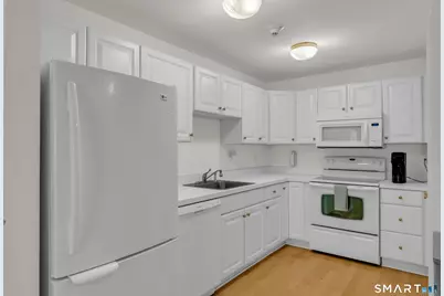 80 Southwick Court #201, Cheshire, CT 06410 - Photo 9