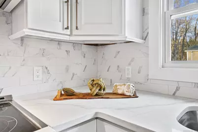 132 Toll House Lane, Fairfield, CT 06825 - Photo 17