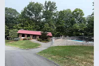 31 Woodsedge Drive #APT 1C, Newington, CT 06111 - Photo 11